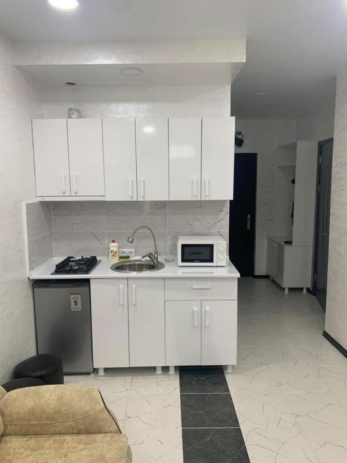 Kakha'S Apartment 巴统 外观 照片